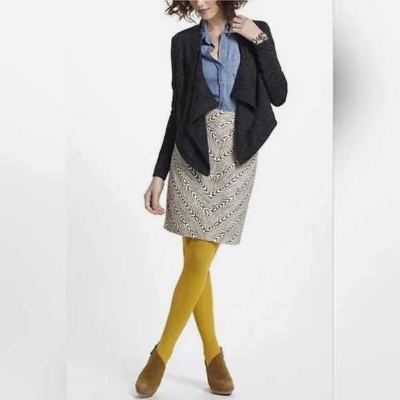 Anthropologie By Postmark Brown Cream Wood Grain Straight Print Pencil Skirt 8 - Picture 2 of 7